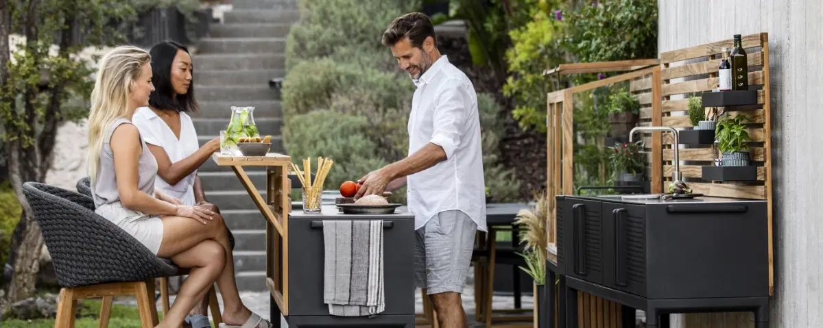 COCKTAIL RECIPES TO ENJOY AL FRESCO